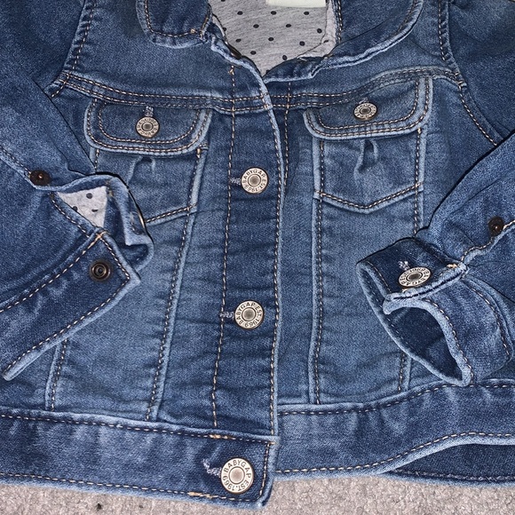Baby Gap jean jacket. EUC - Picture 6 of 6